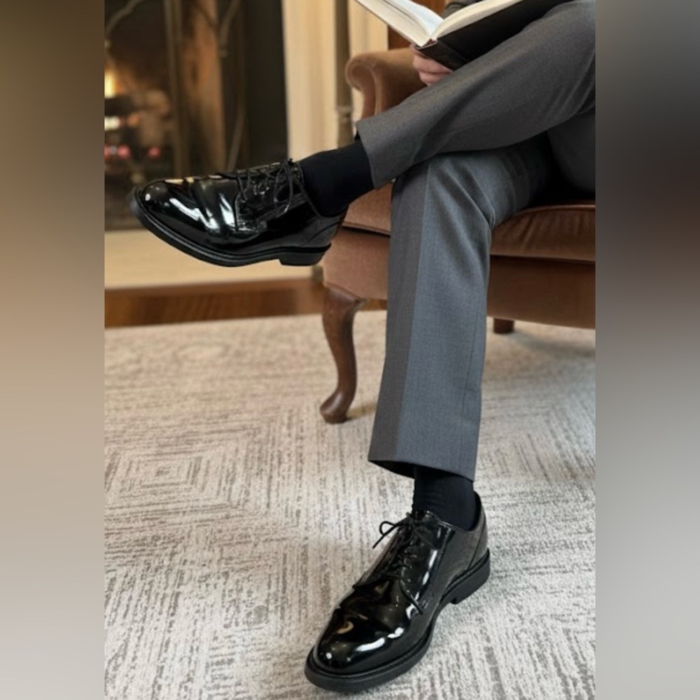 Bates lites  50% lighter 75%cooler Glossy Black Oxfords